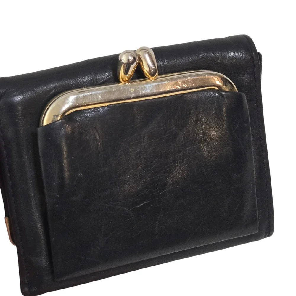 Princess Gardner Trifold Wallet Kiss lock coin Black Leather Vintage Chevron